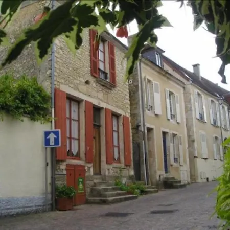 Appartement 2 Rue De Cinq Ans: Le Grand